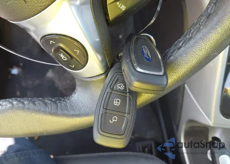 2013 Ford C-Max Hybrid Sel z USA, uszkodzony, nr VIN 1FADP5BUXDL528214